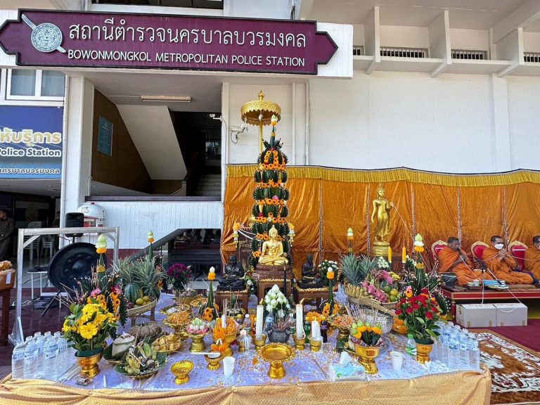 สร้างพระพุทธรูปเป็นพระประธานประจำ สน.บวรมงคล