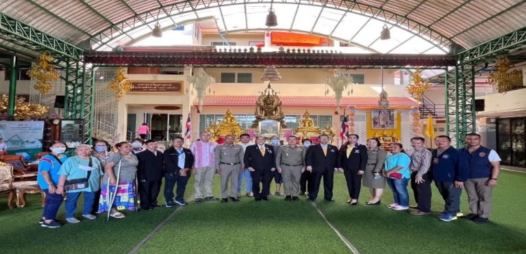 ร่วมพิธีเปิดโครงการชุมชนบำบัดอย่างยั่งยืนฯ